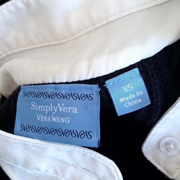 Vintage Simply Vera Navy Blue Lace Long Sleeve Sweater w Built-In White Shirt XS - Picture 6 of 16